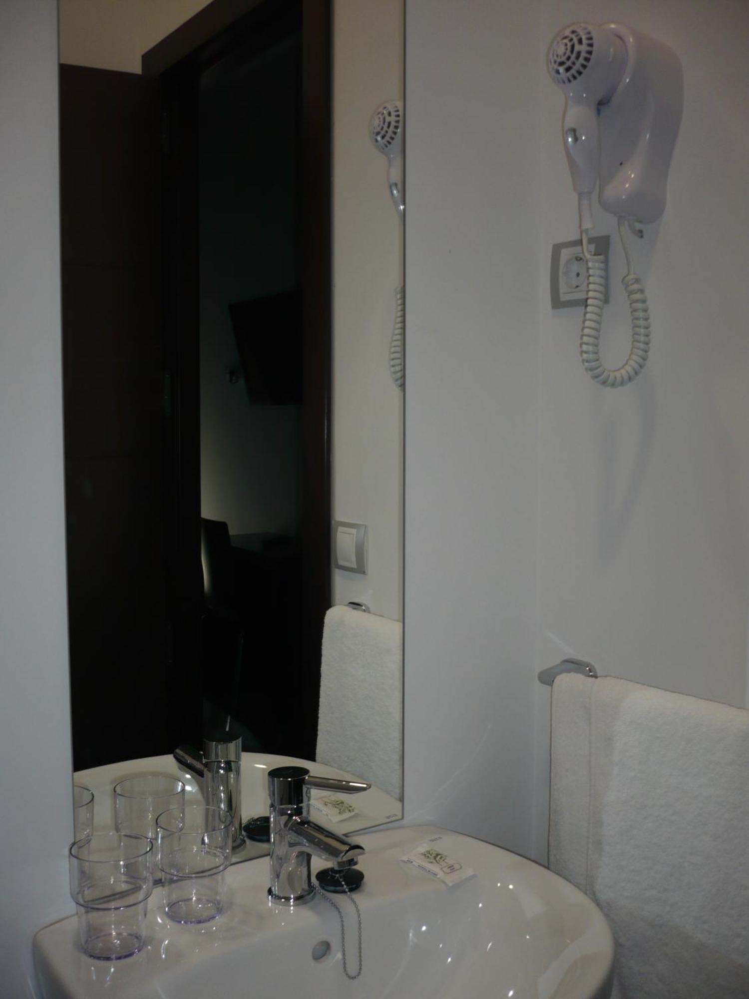 Hostal Cibeles Μαδρίτη Εξωτερικό φωτογραφία